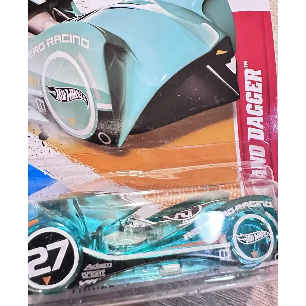 2012 Hot Wheels Ice Cloak and Dagger Thrill Racers #4/5 214/247 Diecast Car H10